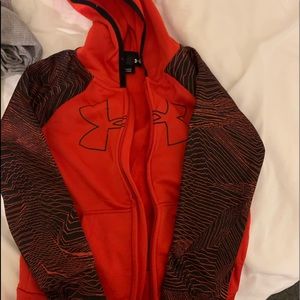 Boys hoodie excellent condition.